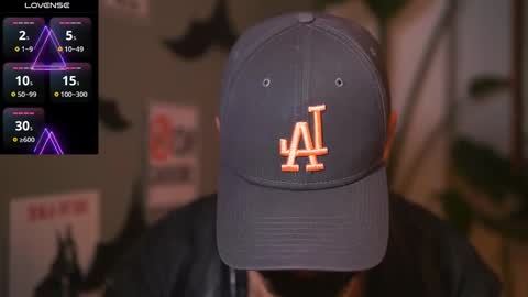 Snapshot of hairyrobxxx chatting on 11.05.25 HairyRobXxX online show from 11.05.25