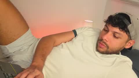 Independent       model  online show from 01.12.26