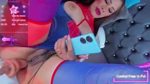 Halie  online show from 09.08.25