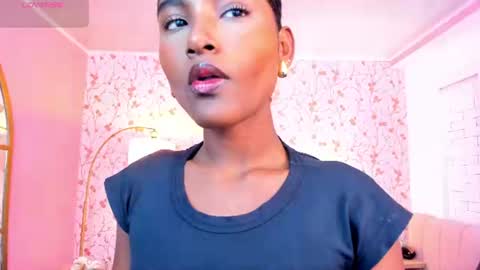 Snapshot of halleylorens chatting on 06.17.26 Halley Lorens online show from 06.17.26