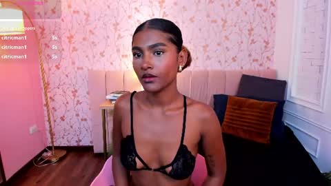 Snapshot of halleylorens chatting on 07.15.26 Halley Lorens online show from 07.15.26