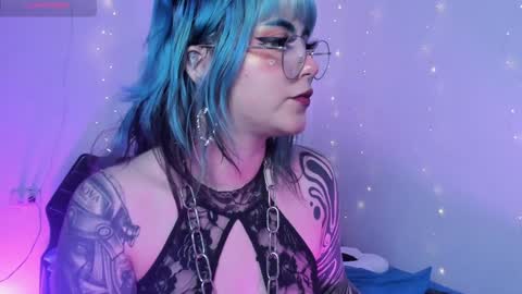 Hallu online show from 12.10.24