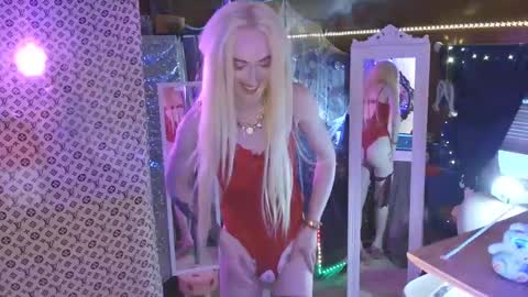 halovalentine online show from 02.11.25