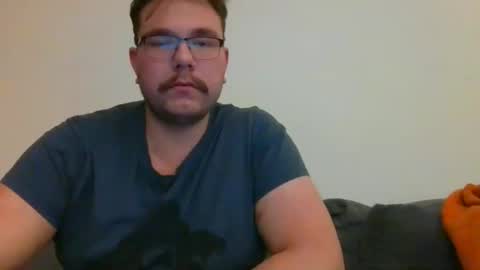 Snapshot of hammer_b chatting on 01.06.25 hammer_b online show from 01.06.25