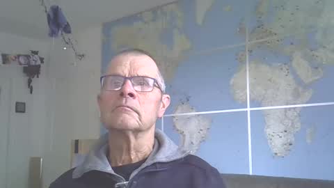 Snapshot of hamto65 chatting on 02.22.25 Prefer men 80 online show from 02.22.25