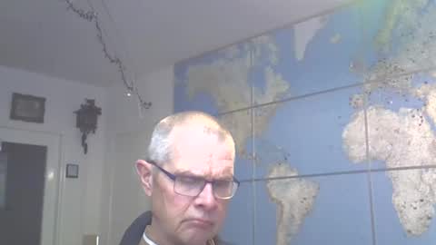 Snapshot of hamto65 chatting on 03.02.25 Prefer men 80 online show from 03.02.25