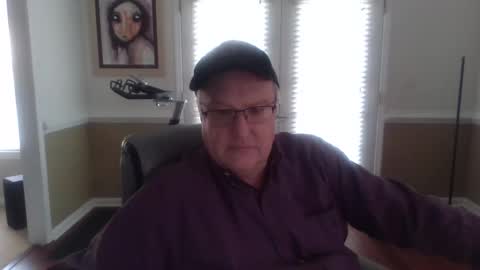 Snapshot of han63 chatting on 12.13.24 Han online show from 12.13.24