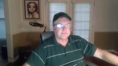 Snapshot of han63 chatting on 09.11.25 Han online show from 09.11.25