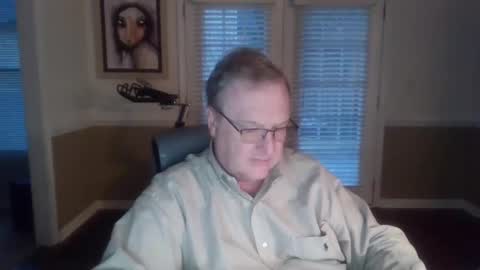 Snapshot of han63 chatting on 10.26.25 Han online show from 10.26.25