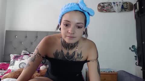 Hanya online show from 12.10.24