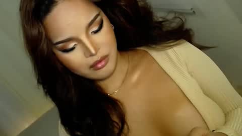 Snapshot of hana_be69 chatting on 12.08.24 hana_be69 online show from 12.08.24