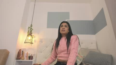 Snapshot of hanah_gray chatting on 01.26.25 hanah_gray online show from 01.26.25