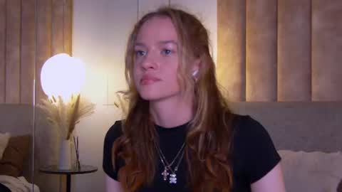 Hanah online show from 07.15.26
