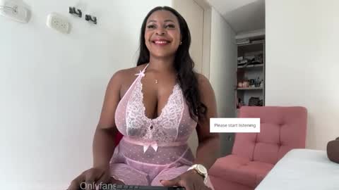 Snapshot of hanarosio1994 chatting on 10.01.25 Hana online show from 10.01.25
