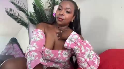 Snapshot of hanarousee chatting on 07.16.26 Twtter Onlyfns HanaRousee online show from 07.16.26
