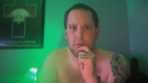 Snapshot of hand_banana_420 chatting on 10.08.25 hand_banana_420 online show from 10.08.25