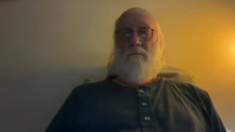 Snapshot of handful753128 chatting on 12.16.25 handful753128 online show from 12.16.25