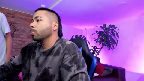 leonardfarrucknick and otis online show from 10.07.25