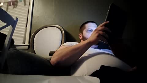 handsomedaddy198923 online show from 09.09.25