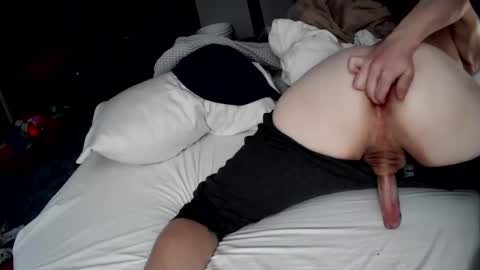 Snapshot of handsomedevil986055 chatting on 12.25.24 handsomedevil986055 online show from 12.25.24