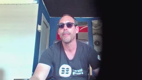 handsomeguy4ever online show from 04.24.26