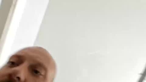 Snapshot of handylong88 chatting on 10.31.25 handylong88 online show from 10.31.25