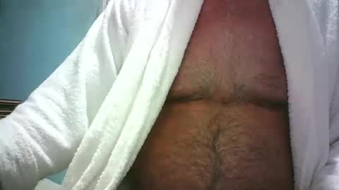 Snapshot of handymanforyou177322 chatting on 04.16.26 handymanforyou177322 online show from 04.16.26