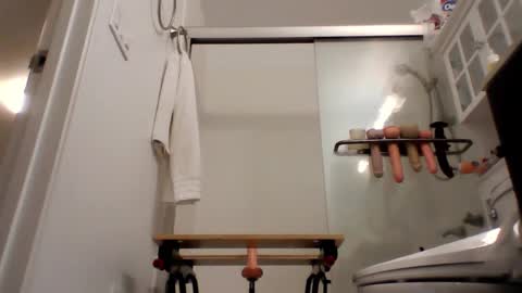 Snapshot of handysmurf chatting on 12.07.24 HandySmurf online show from 12.07.24