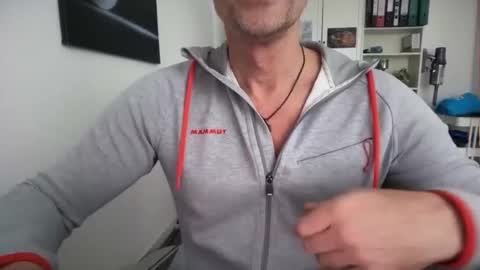 hanky online show from 02.17.26