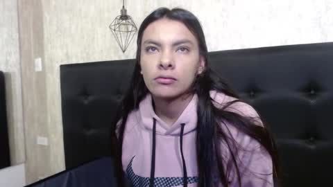 Snapshot of hanna13_ chatting on 09.11.25 Hanna online show from 09.11.25