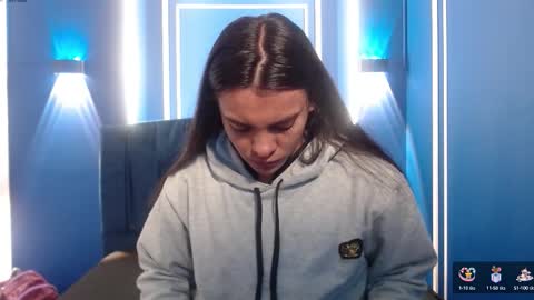 Snapshot of hanna13_ chatting on 10.15.25 Hanna online show from 10.15.25