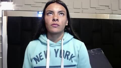 Snapshot of hanna13_ chatting on 10.27.25 Hanna online show from 10.27.25