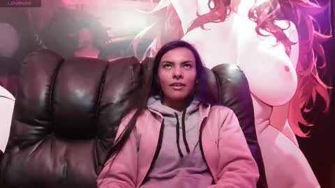 Snapshot of hanna13_ chatting on 11.06.25 Hanna online show from 11.06.25