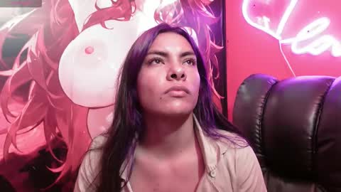 Snapshot of hanna13_ chatting on 11.12.25 Hanna online show from 11.12.25