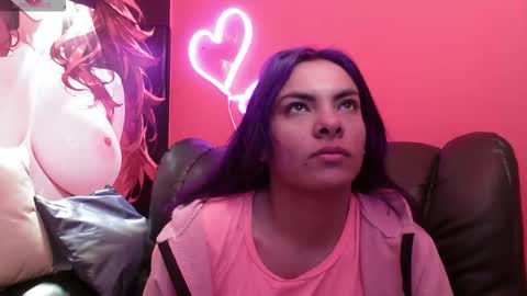 Snapshot of hanna13_ chatting on 11.13.25 Hanna online show from 11.13.25