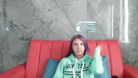 Snapshot of hanna13_ chatting on 11.27.25 Hanna online show from 11.27.25