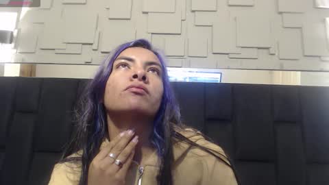 Snapshot of hanna13_ chatting on 12.04.25 Hanna online show from 12.04.25