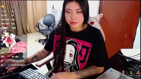 Snapshot of hanna__11_ chatting on 11.16.25 Hanna online show from 11.16.25