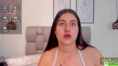 hanna__evans_ online show from 04.04.26