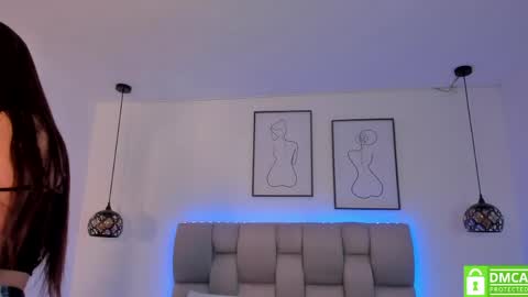 hanna__evans_ online show from 05.30.26