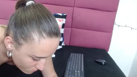 Snapshot of hanna__palmer1 chatting on 01.13.25 Hanna Palmer online show from 01.13.25