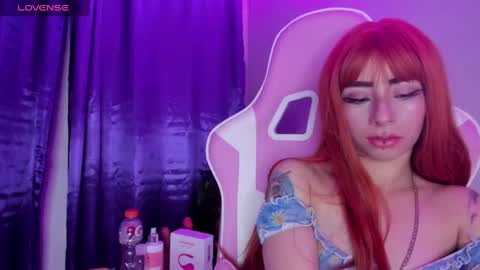 Snapshot of hanna_azumi_ chatting on 01.29.25 hanna online show from 01.29.25