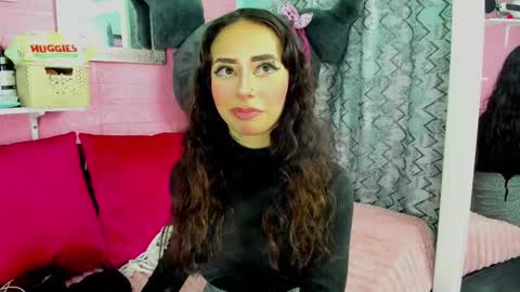 Snapshot of hanna_azumi_ chatting on 09.20.25 hanna online show from 09.20.25