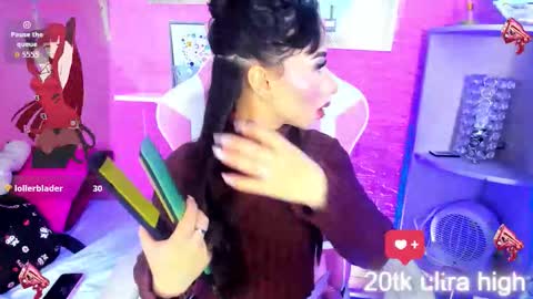 Snapshot of hanna_azumi_ chatting on 11.17.25 hanna online show from 11.17.25