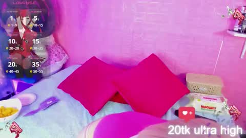 Snapshot of hanna_azumi_ chatting on 11.29.25 hanna online show from 11.29.25