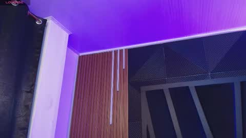 HANNA BECKER online show from 02.19.26