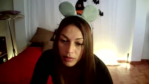 Snapshot of hanna_charming chatting on 10.11.25 Hanna charming online show from 10.11.25
