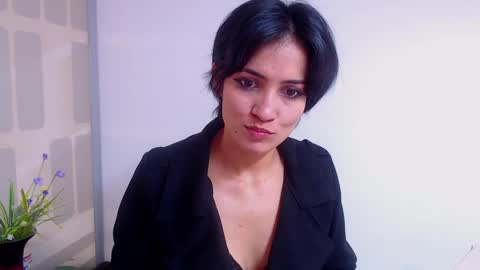 Sara online show from 02.26.25