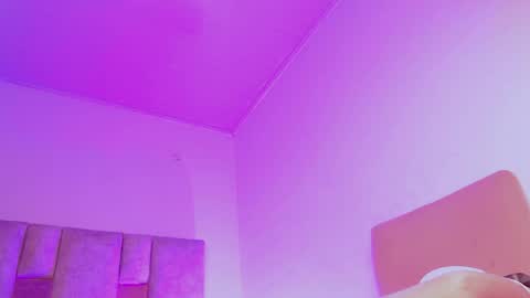H A N A FOXX online show from 04.25.26
