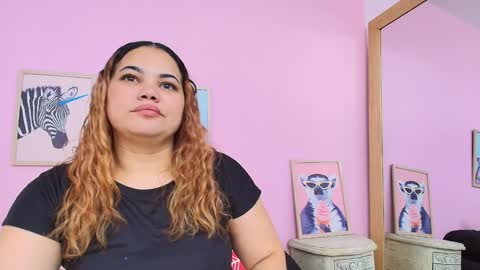 Snapshot of hanna_grray chatting on 12.14.24 Hanna online show from 12.14.24